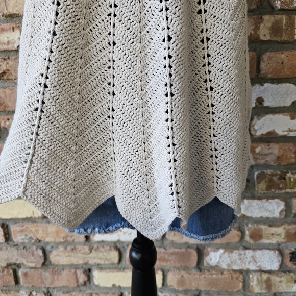 Sahalie Crochet Pattern Cotton/Ramie Sleeveless Top - Picture 12 of 16